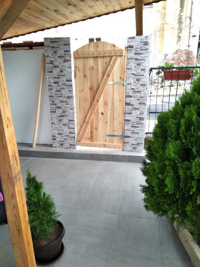 Къща Карби Kŭrdzhali Exterior foto